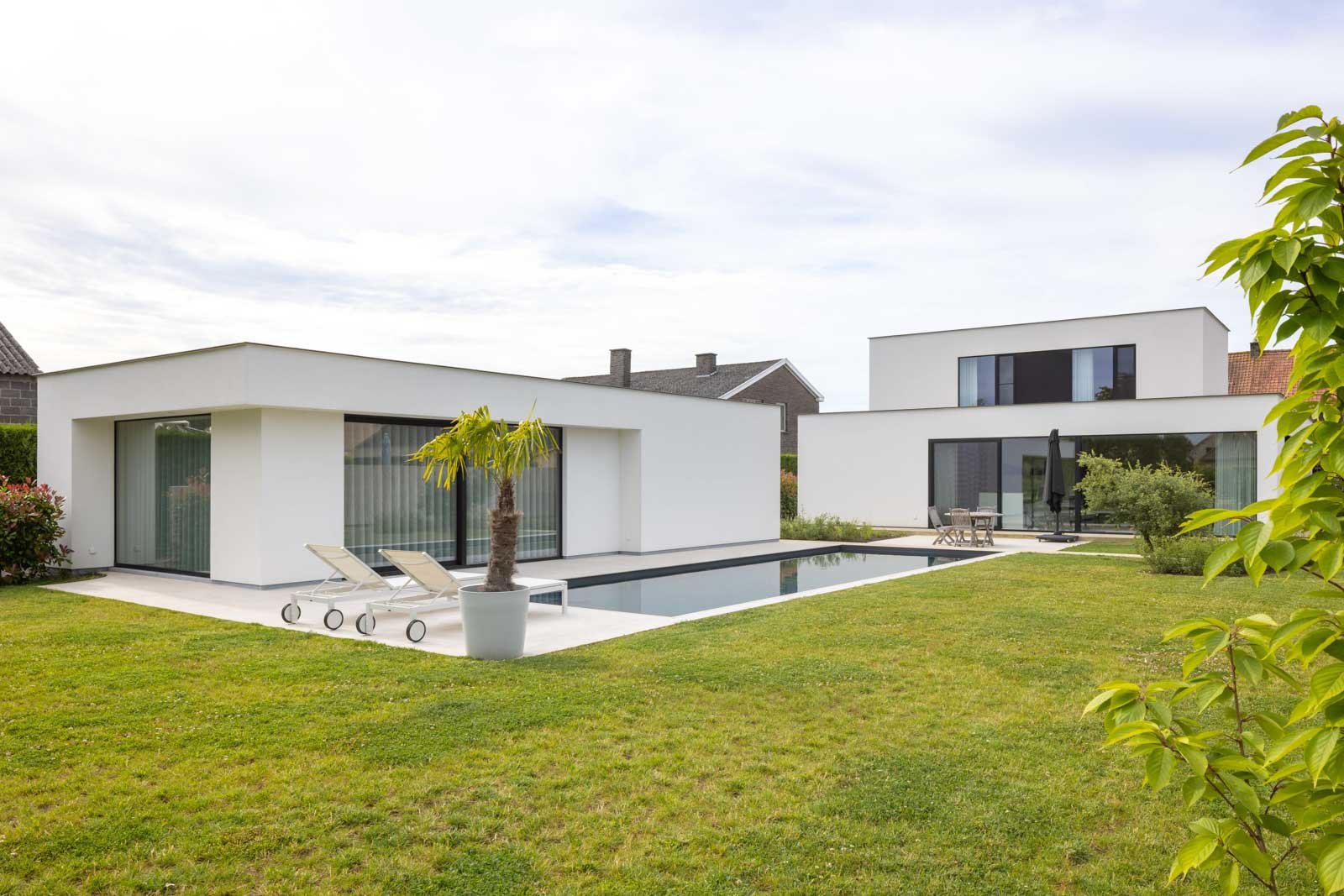 nieuwbouw-villa-witte-crepi-nazareth-15